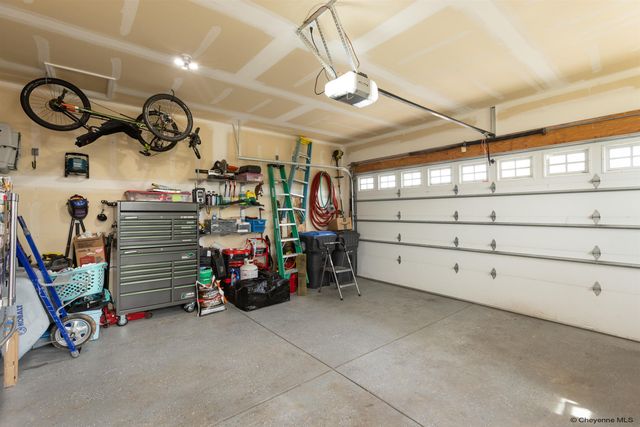 1328 JACK LN, Cheyenne, WY 82009