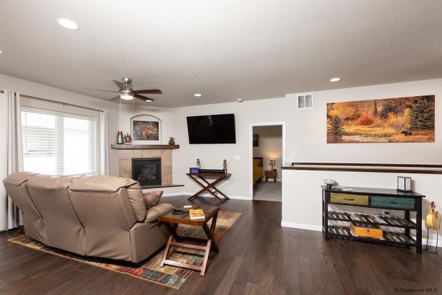 1328 JACK LN, Cheyenne, WY 82009
