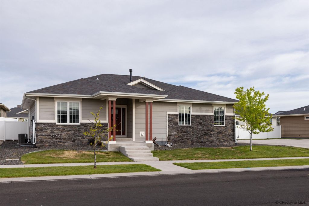 1328 JACK LN, Cheyenne, WY 82009