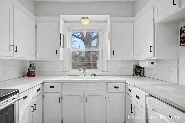 2302 Blaine Avenue SE, Grand Rapids, MI 49507