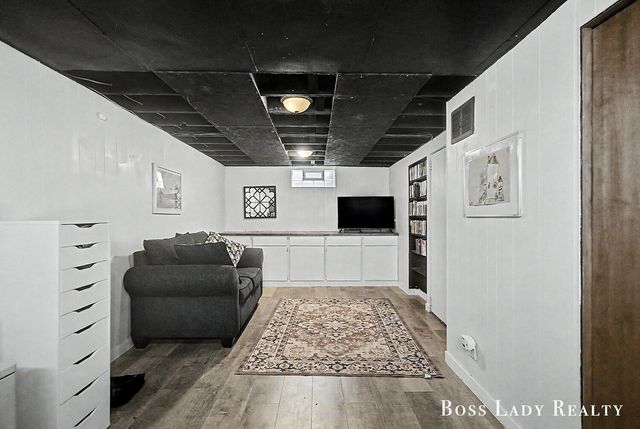 2302 Blaine Avenue SE, Grand Rapids, MI 49507