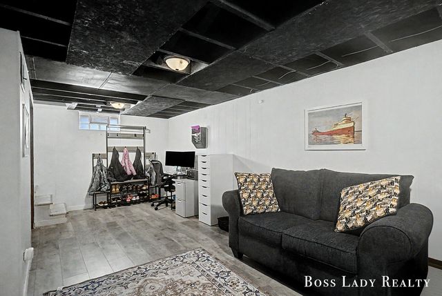 2302 Blaine Avenue SE, Grand Rapids, MI 49507