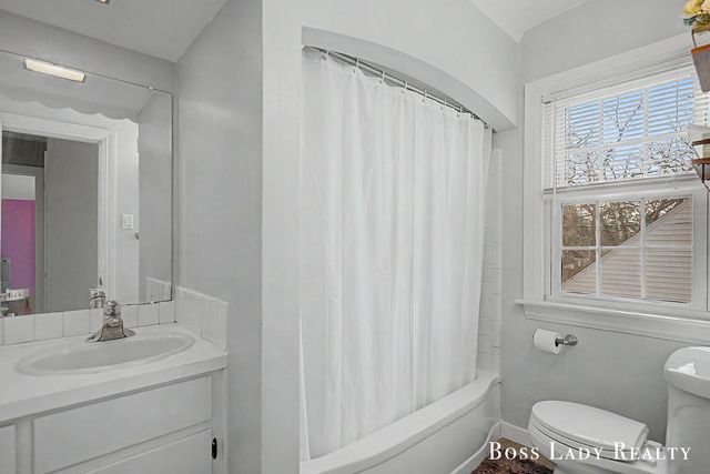 2302 Blaine Avenue SE, Grand Rapids, MI 49507