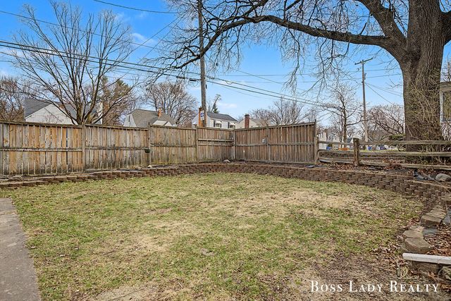 2302 Blaine Avenue SE, Grand Rapids, MI 49507