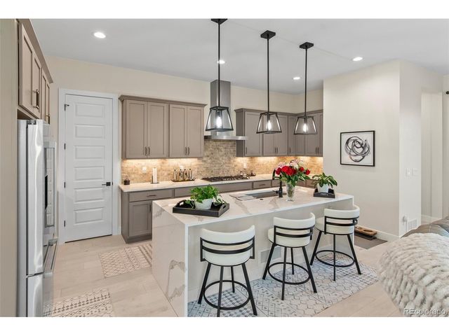 1881 Blossom Grove Dr, Windsor, CO 80550