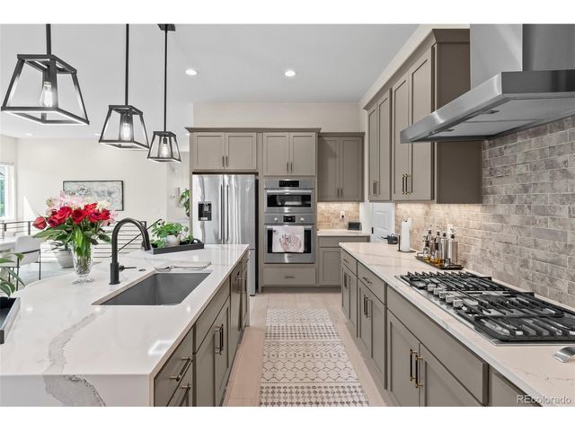 1881 Blossom Grove Dr, Windsor, CO 80550