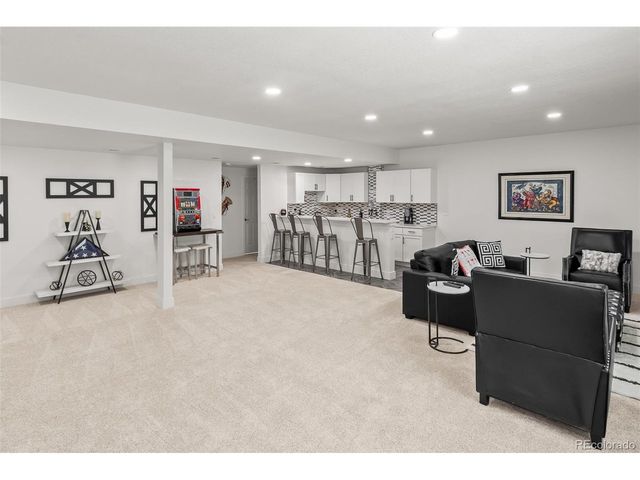 1881 Blossom Grove Dr, Windsor, CO 80550