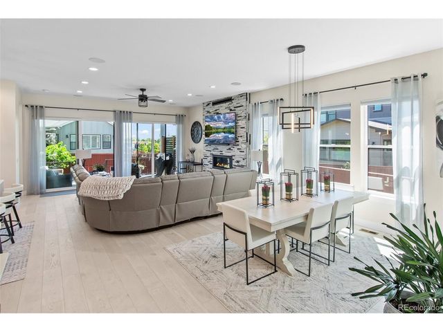 1881 Blossom Grove Dr, Windsor, CO 80550