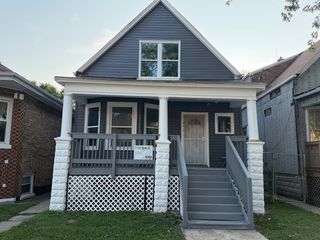 6922 S Rockwell Street, Chicago, IL 60629