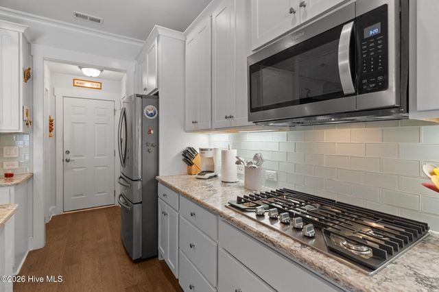 3819 Berkeley Court, Southport, NC 28461