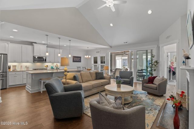 3819 Berkeley Court, Southport, NC 28461