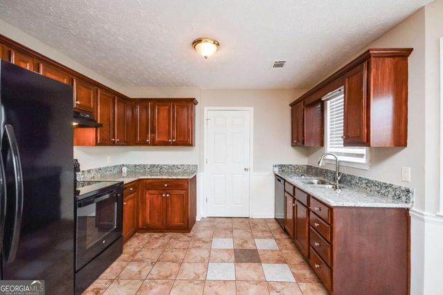 300 Claremont Drive, Covington, GA 30016
