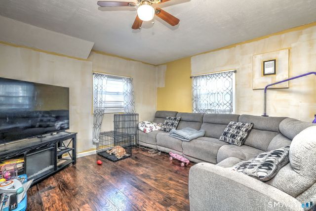 101 Hawkins Street, Derby, CT 06418