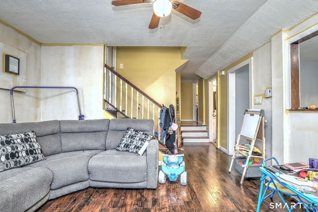 101 Hawkins Street, Derby, CT 06418