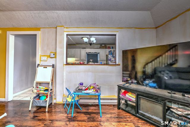 101 Hawkins Street, Derby, CT 06418