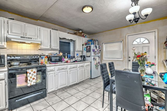 101 Hawkins Street, Derby, CT 06418