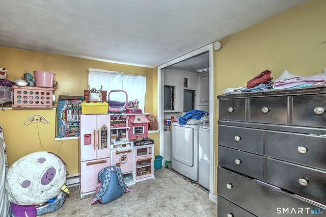 101 Hawkins Street, Derby, CT 06418