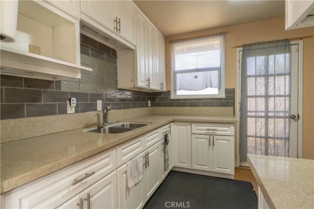 14300 S Ainsworth, Los Angeles, CA 90247