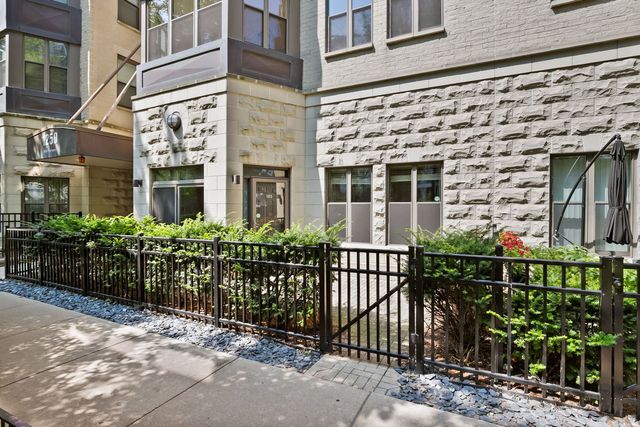 1250 S Indiana Avenue 105, Chicago, IL 60605