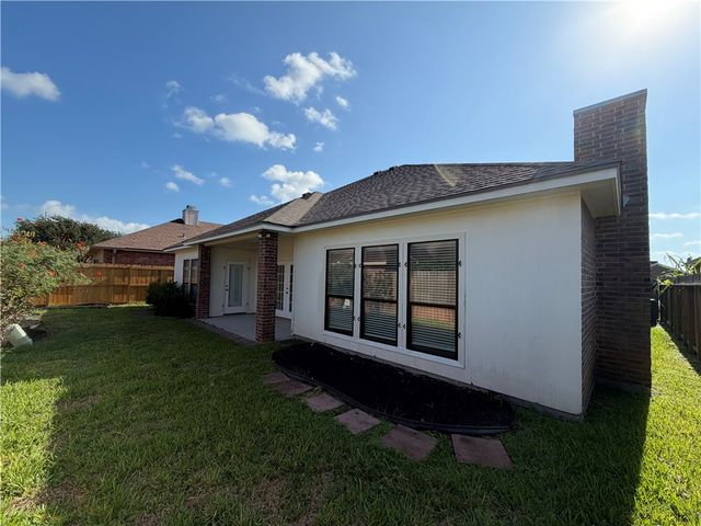 2533 Windhollow Dr, Corpus Christi, TX 78414