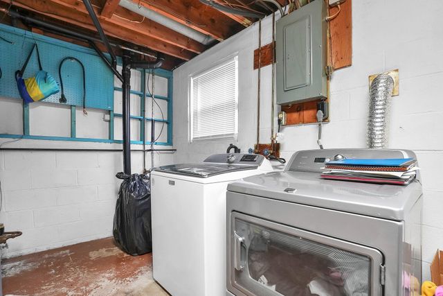 2447 Maybury Road, Columbus, OH 43232