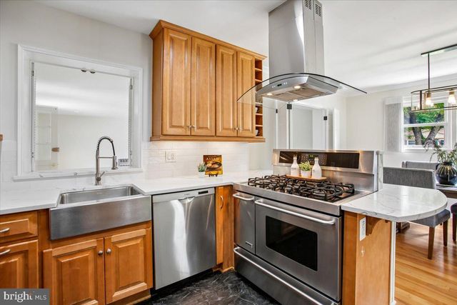6700 HOPEWELL AVE, Springfield, VA 22151
