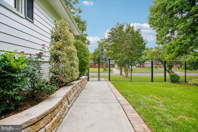 6700 HOPEWELL AVE, Springfield, VA 22151