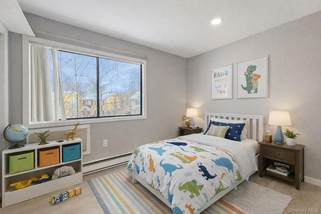 36 Peter Way, Kiamesha Lake, NY 12751