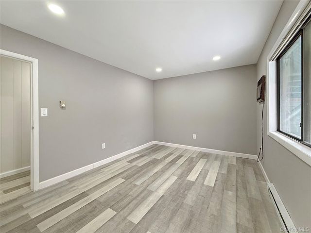 36 Peter Way, Kiamesha Lake, NY 12751