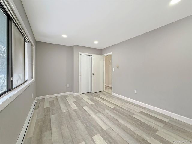 36 Peter Way, Kiamesha Lake, NY 12751