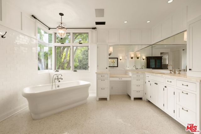 850 Muskingum Avenue, Pacific Palisades (los Angeles), CA 90272