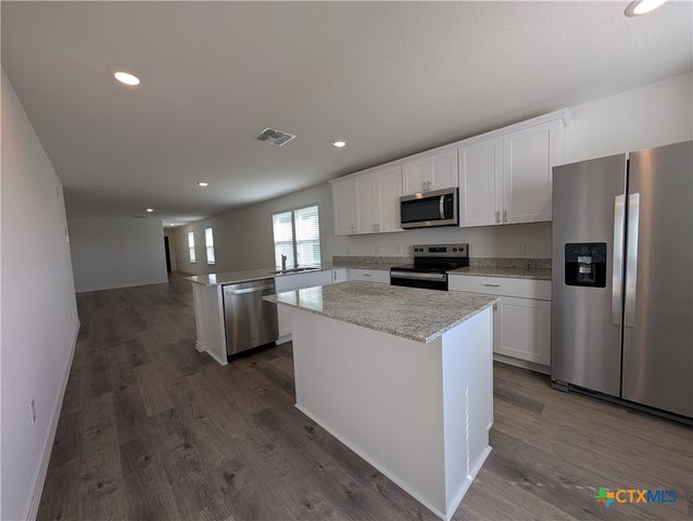 862 Bluegrass Point, New Braunfels, TX 78130