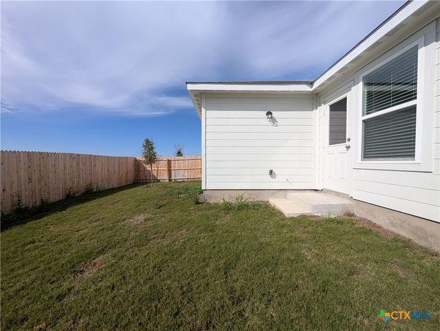 862 Bluegrass Point, New Braunfels, TX 78130