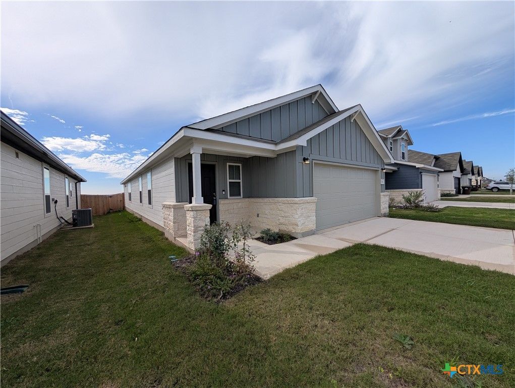 862 Bluegrass Point, New Braunfels, TX 78130