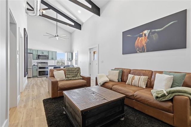 17115 E 215th Street, Peculiar, MO 64078