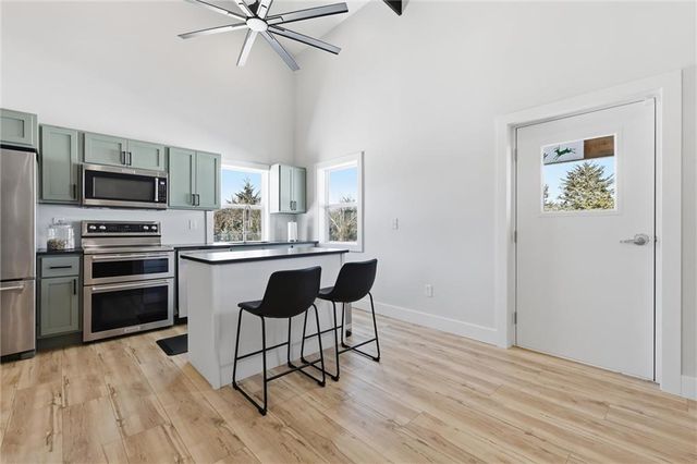 17115 E 215th Street, Peculiar, MO 64078