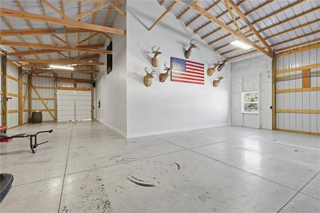 17115 E 215th Street, Peculiar, MO 64078