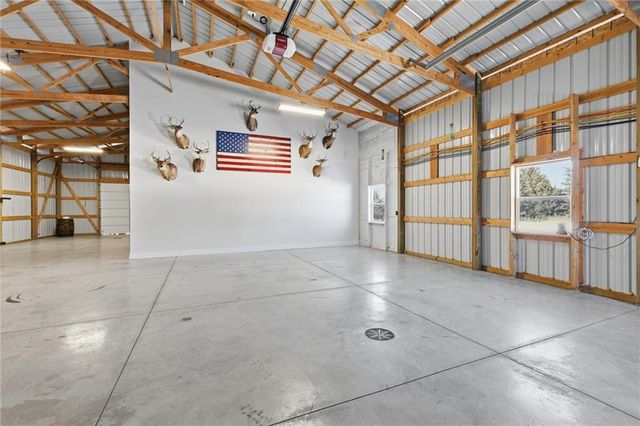 17115 E 215th Street, Peculiar, MO 64078