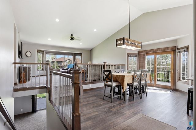 6612 W Thatcher Dr Drive, Sioux Falls, SD 57106