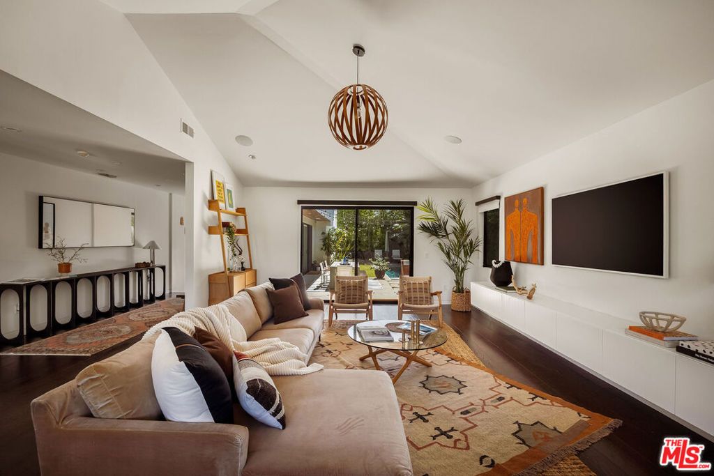 870 Rose Avenue, Venice, CA 90291 — photo 5