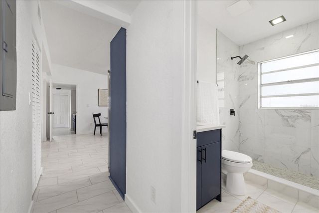 4922 S 82ND STREET, Tampa, FL 33619