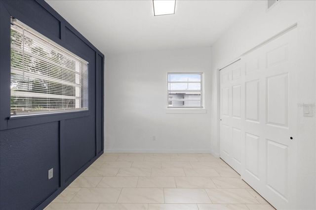 4922 S 82ND STREET, Tampa, FL 33619