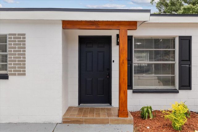 4922 S 82ND STREET, Tampa, FL 33619