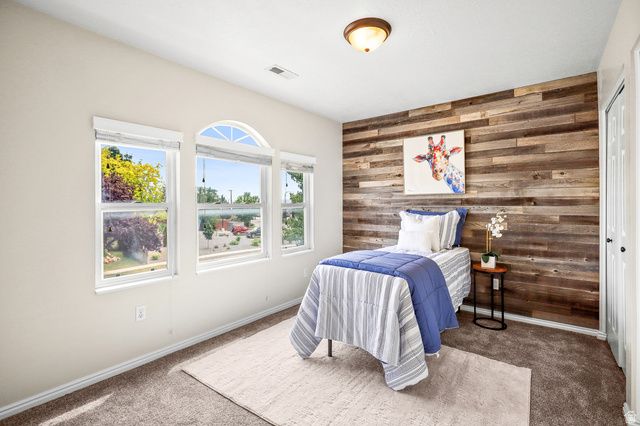 1956 W 350 N, West Point, UT 84015