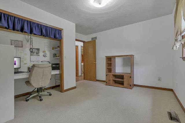57 Jonquil Drive SW, Etna, OH 43062