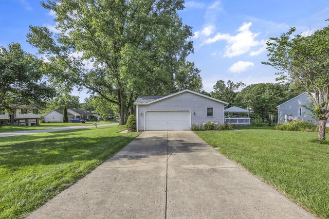 57 Jonquil Drive SW, Etna, OH 43062