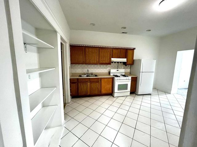 2622 S Saint Louis Avenue 2, Chicago, IL 60623