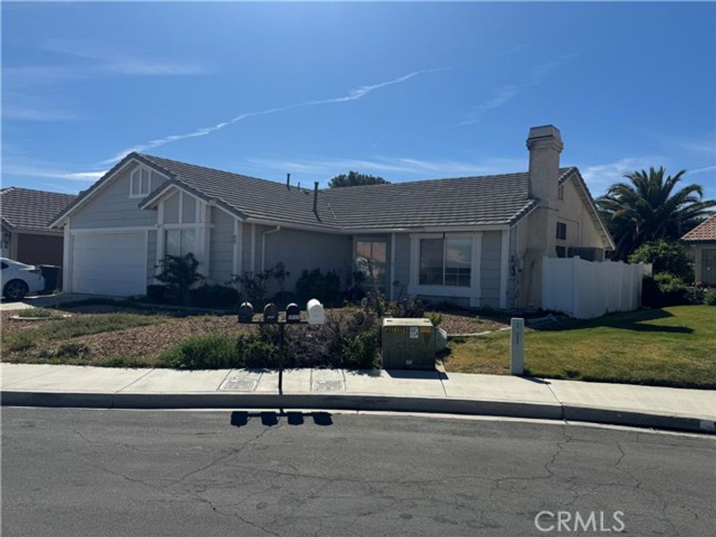 14151 Hillsborough, Victorville, CA 92392