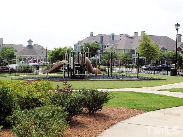 237 Linden Park Lane, Cary, NC 27519