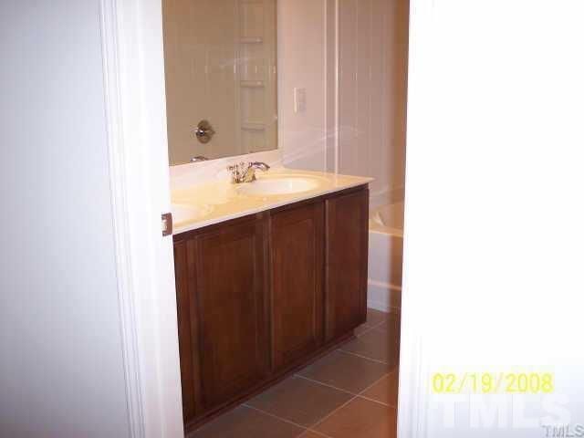 237 Linden Park Lane, Cary, NC 27519